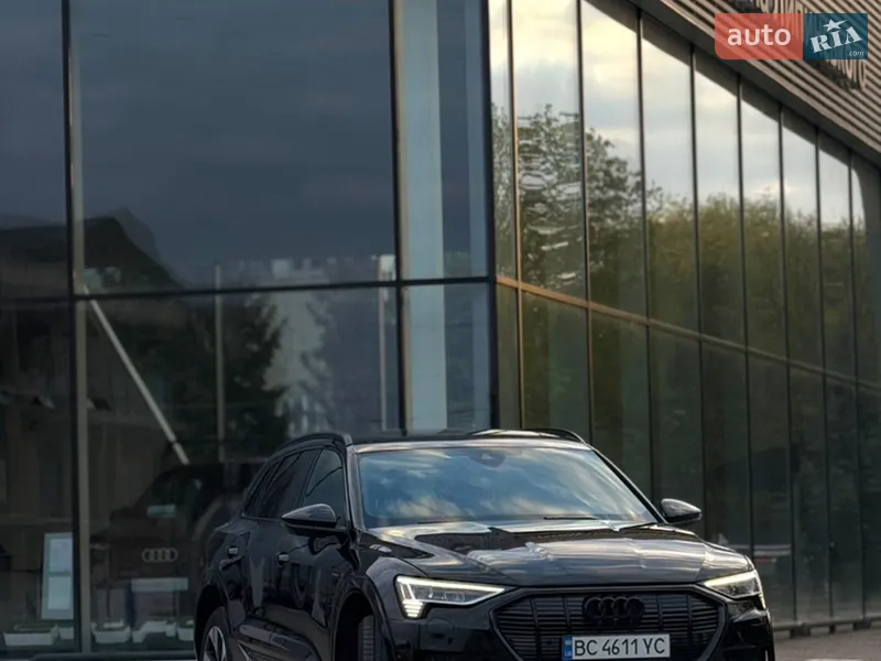 Audi e-tron 2022