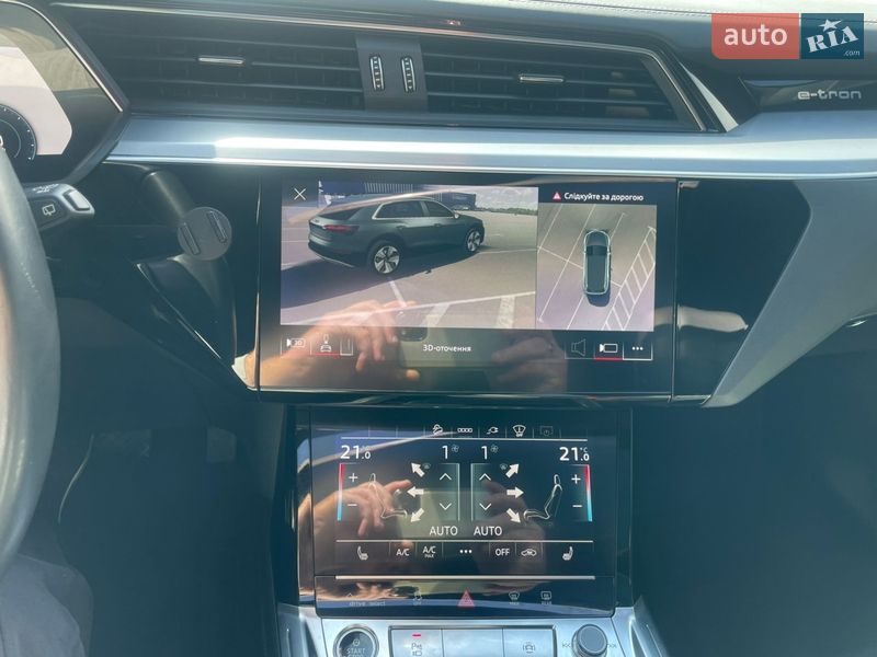Внедорожник / Кроссовер Audi e-tron 2022 в Ровно
