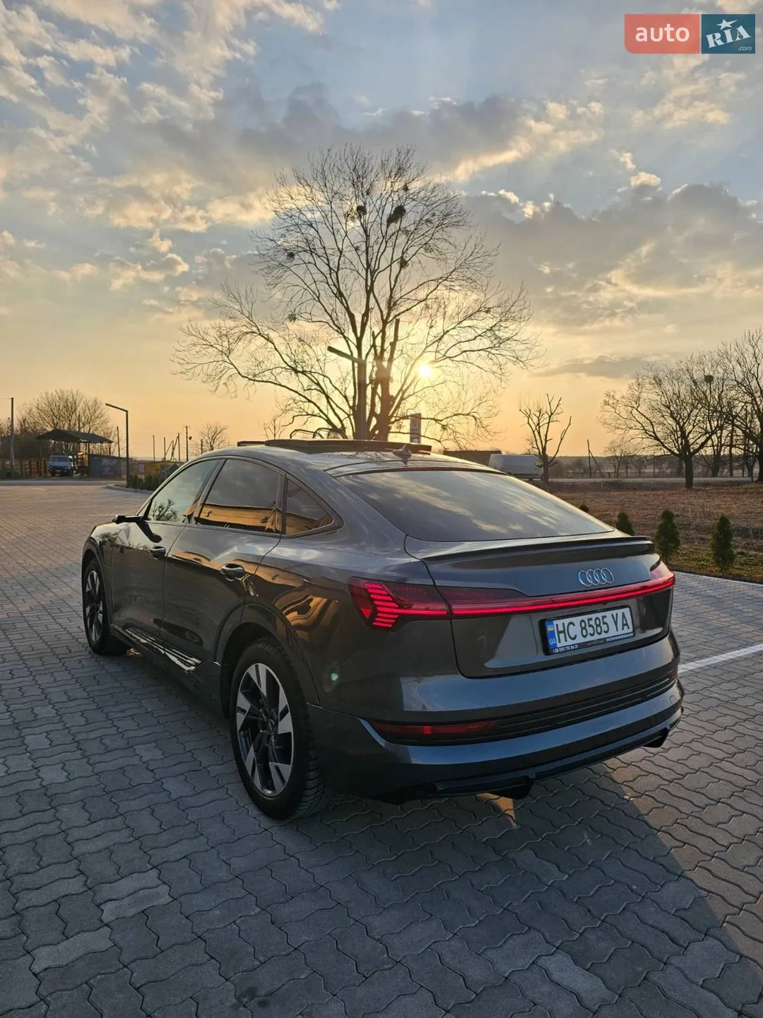2021 Audi e-tron - мініатюра 3