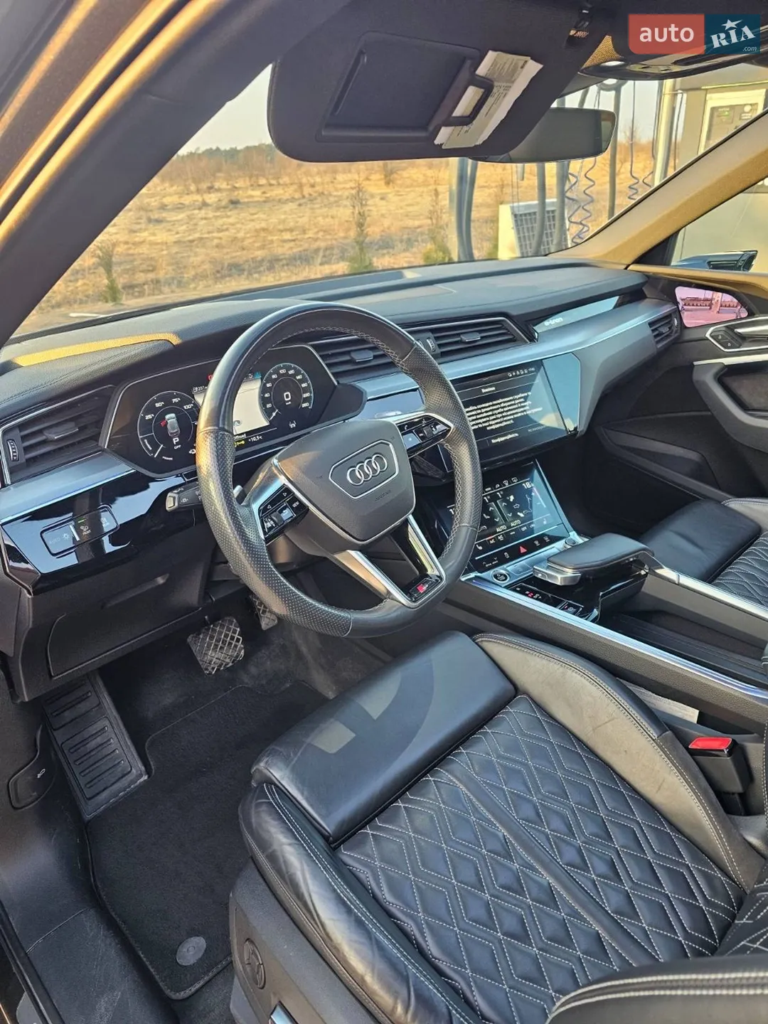 2021 Audi e-tron - мініатюра 28