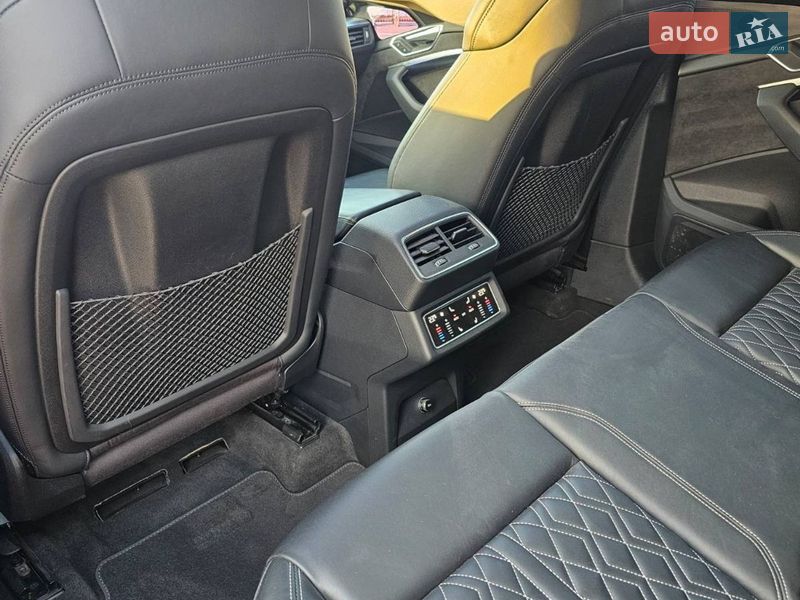 Внедорожник / Кроссовер Audi e-tron 2021 в Радехове