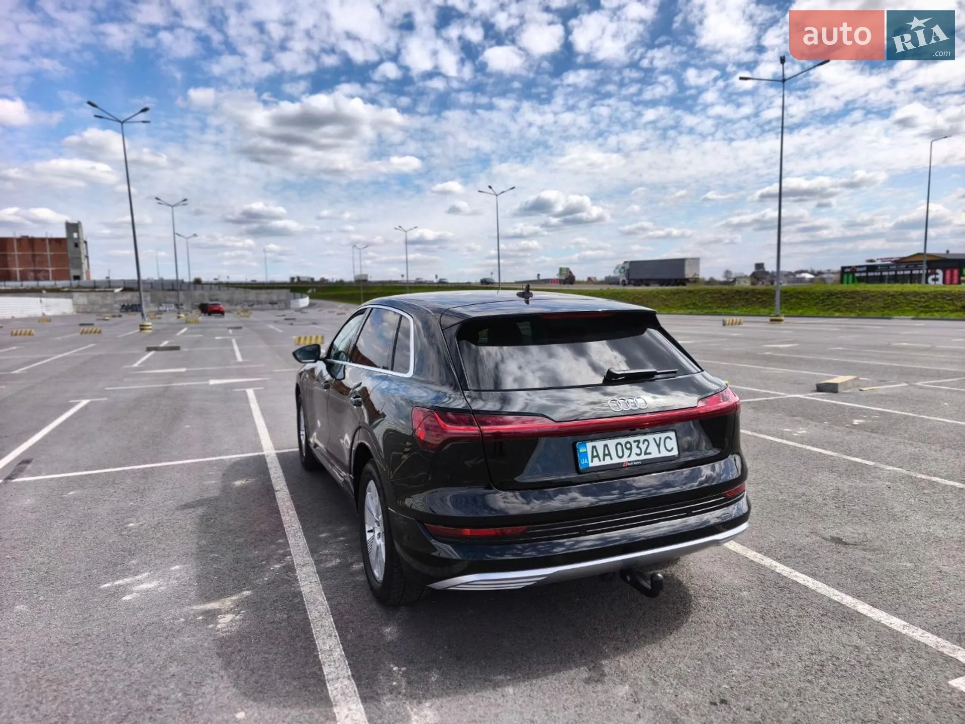2021 Audi e-tron - мініатюра 2