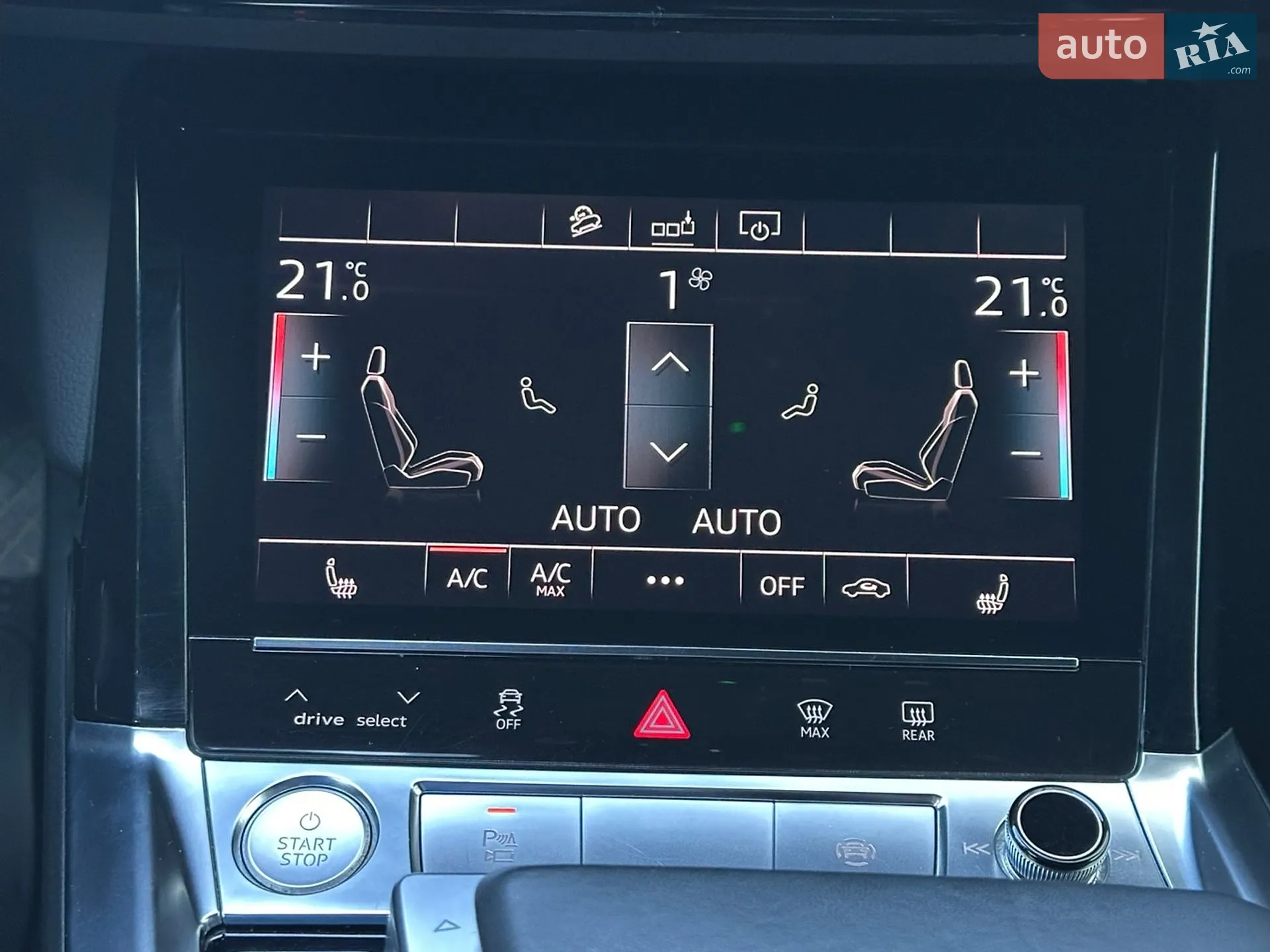 2019 Audi e-tron - мініатюра 35