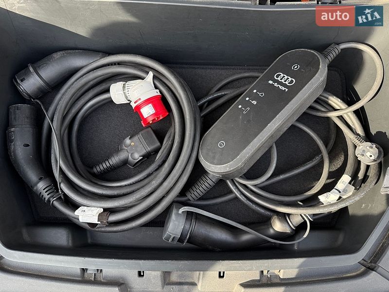 Внедорожник / Кроссовер Audi e-tron 2020 в Львове