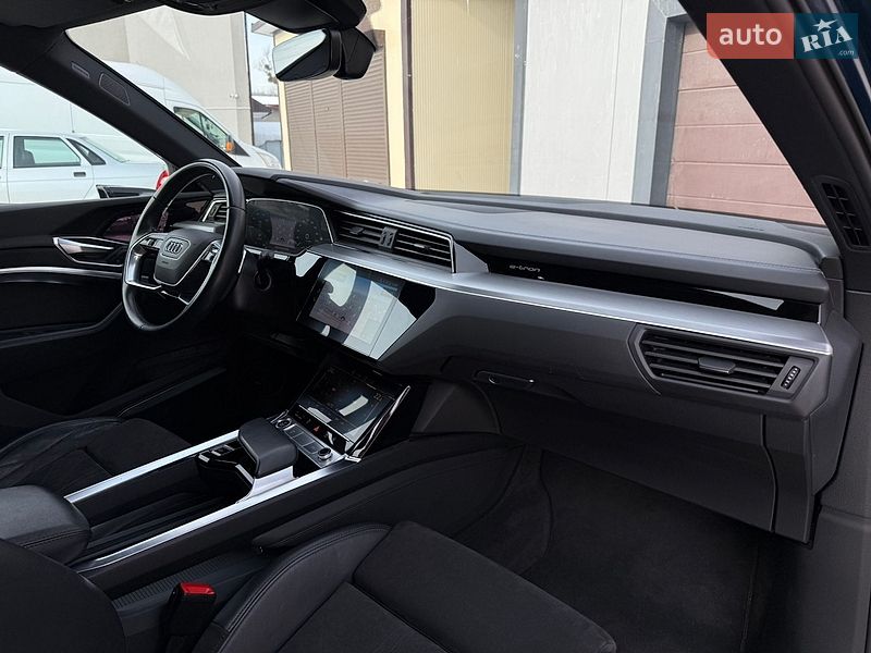 Внедорожник / Кроссовер Audi e-tron 2020 в Львове