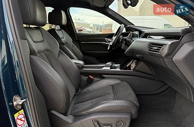 Внедорожник / Кроссовер Audi e-tron 2020 в Львове