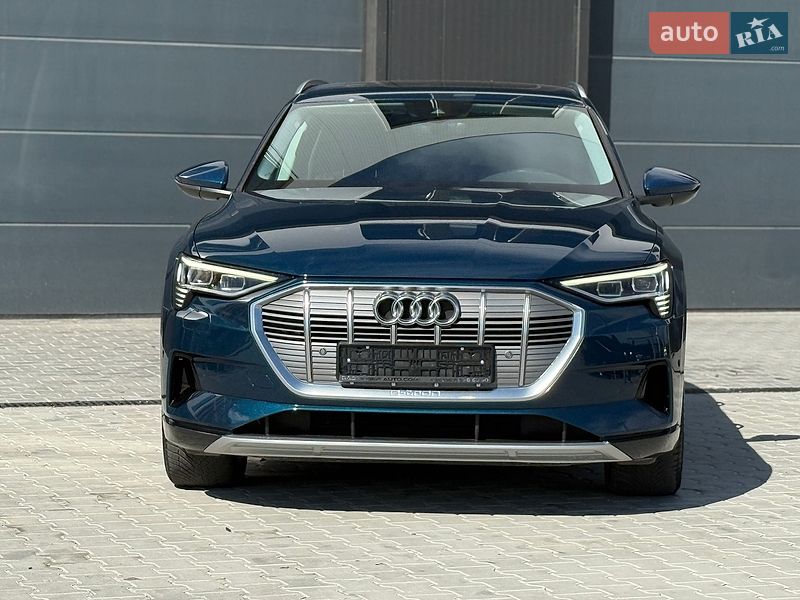 Внедорожник / Кроссовер Audi e-tron 2021 в Городке