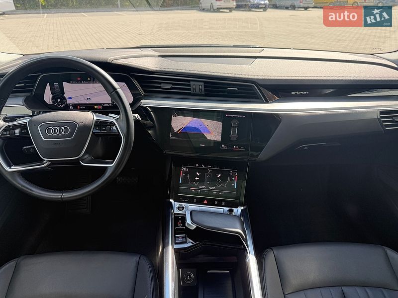 Внедорожник / Кроссовер Audi e-tron 2021 в Городке