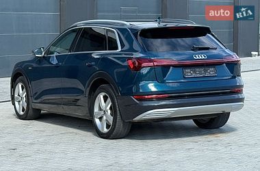 Внедорожник / Кроссовер Audi e-tron 2021 в Городке