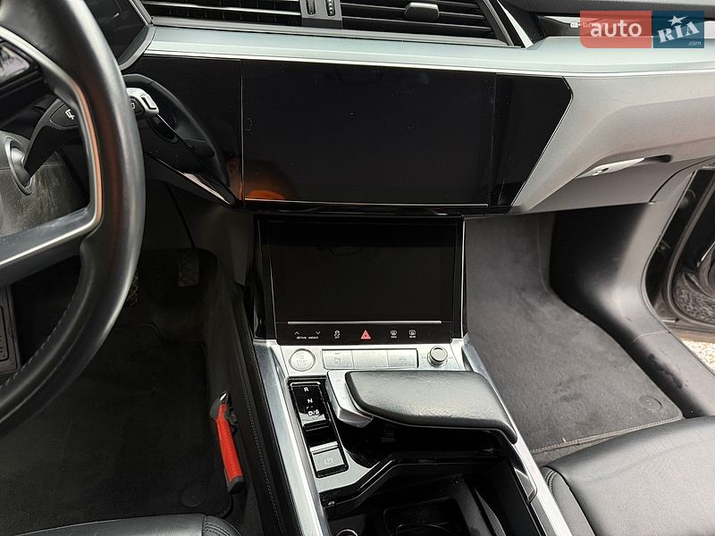 Внедорожник / Кроссовер Audi e-tron 2020 в Киеве