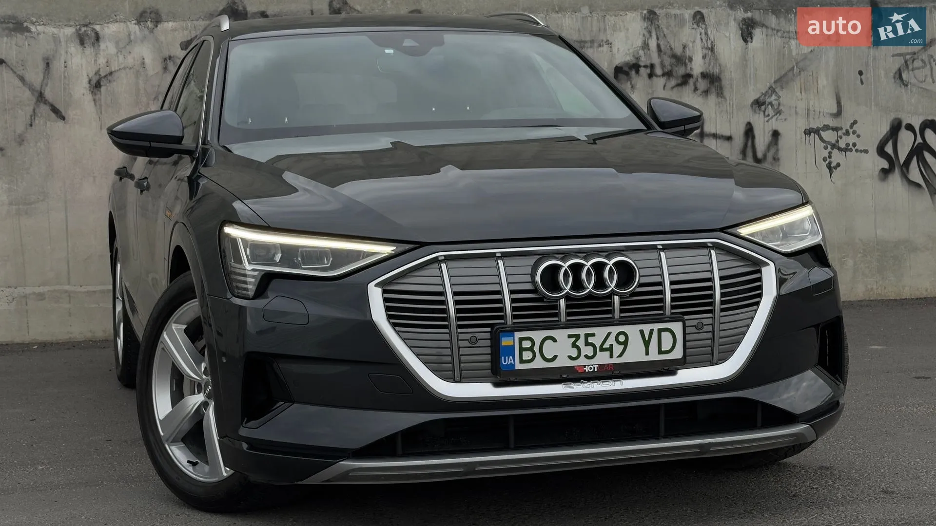 2020 Audi e-tron - мініатюра 2