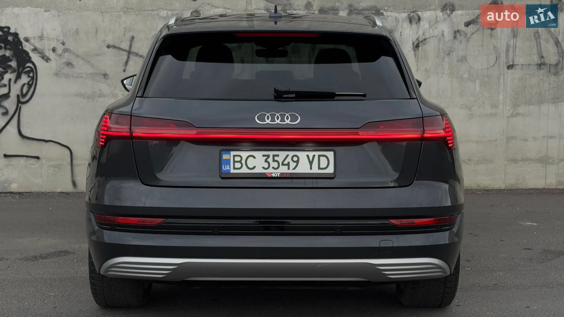 2020 Audi e-tron - мініатюра 21