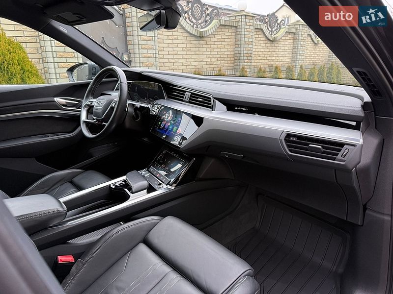 Внедорожник / Кроссовер Audi e-tron 2020 в Тернополе фото 98 Внедорожник / Кроссовер Audi e-tron 2020 в Тернополе