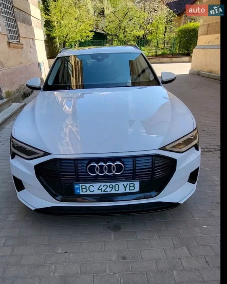 2022 Audi e-tron - мініатюра 23