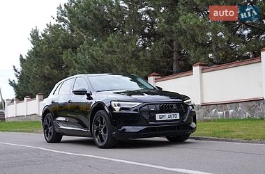 Внедорожник / Кроссовер Audi e-tron 2022 в Киеве