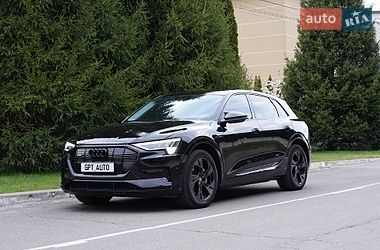 Внедорожник / Кроссовер Audi e-tron 2022 в Киеве