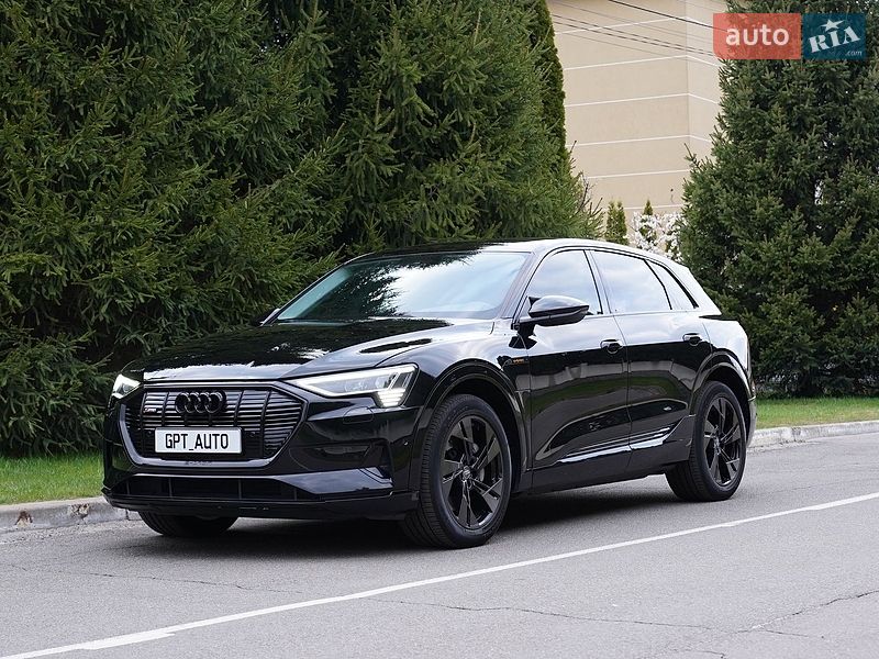 Внедорожник / Кроссовер Audi e-tron 2022 в Киеве