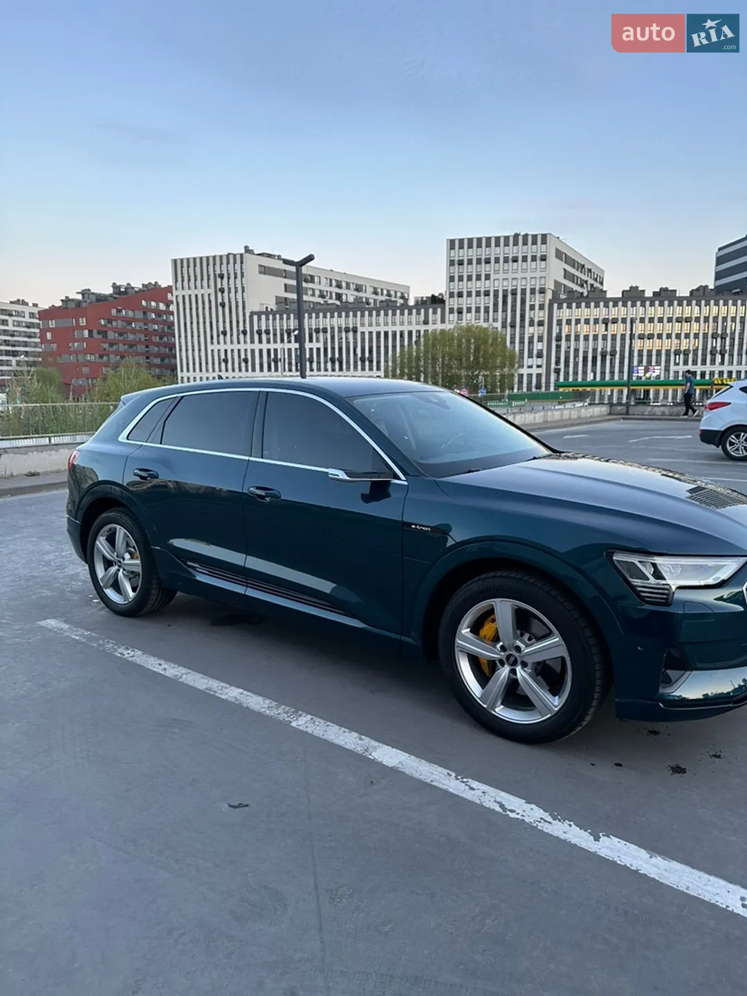 2021 Audi e-tron - мініатюра 2