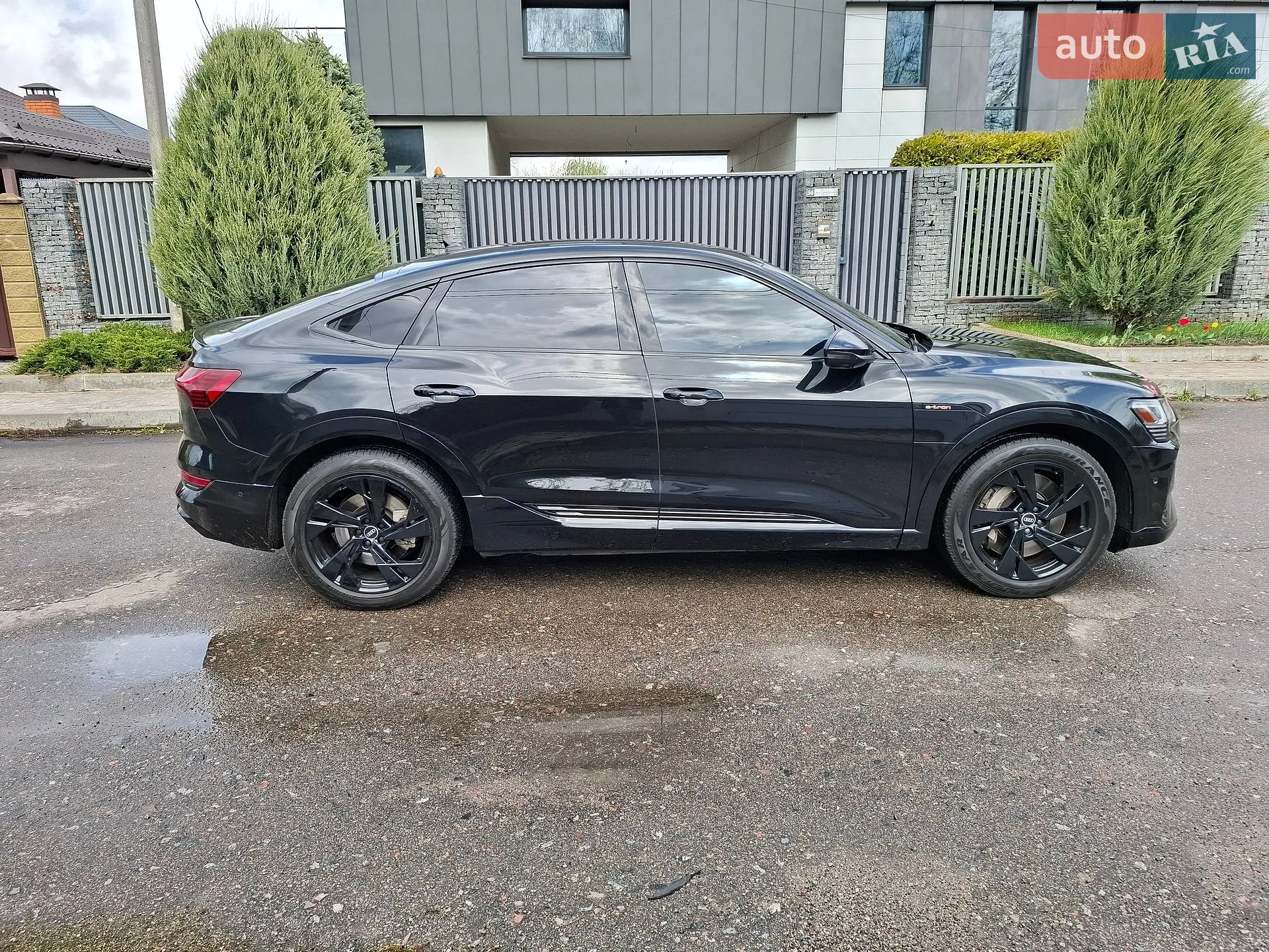 2021 Audi e-tron - мініатюра 6