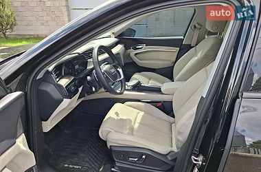 Внедорожник / Кроссовер Audi e-tron 2021 в Киеве