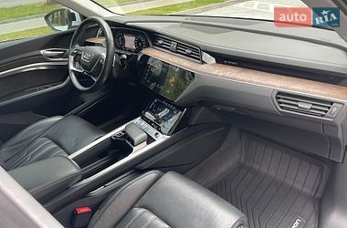 Внедорожник / Кроссовер Audi e-tron 2019 в Ровно