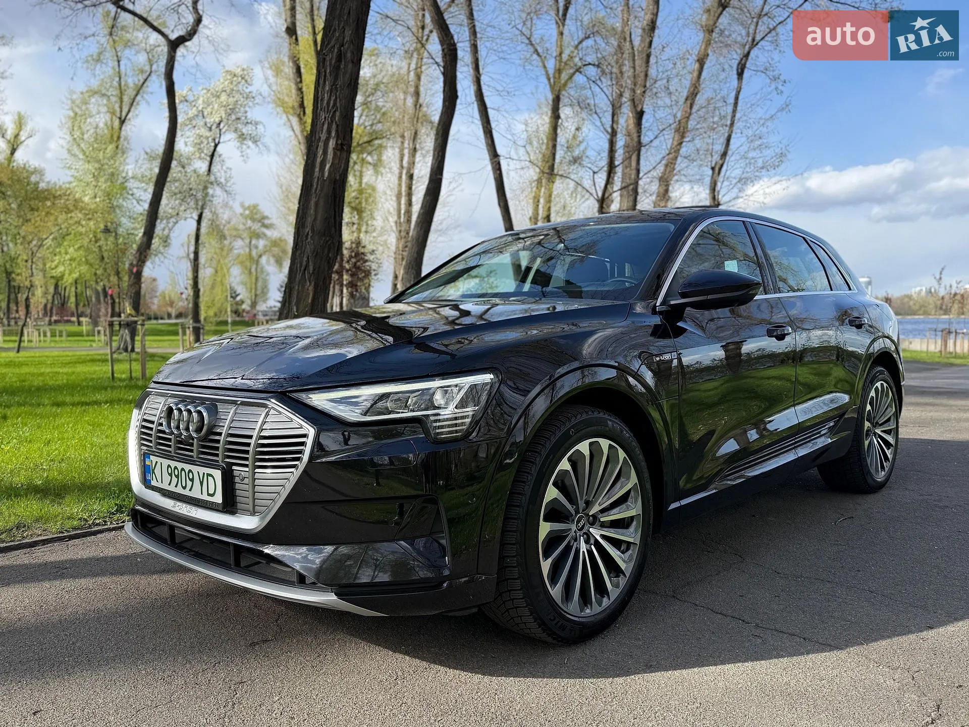2021 Audi e-tron - мініатюра 3