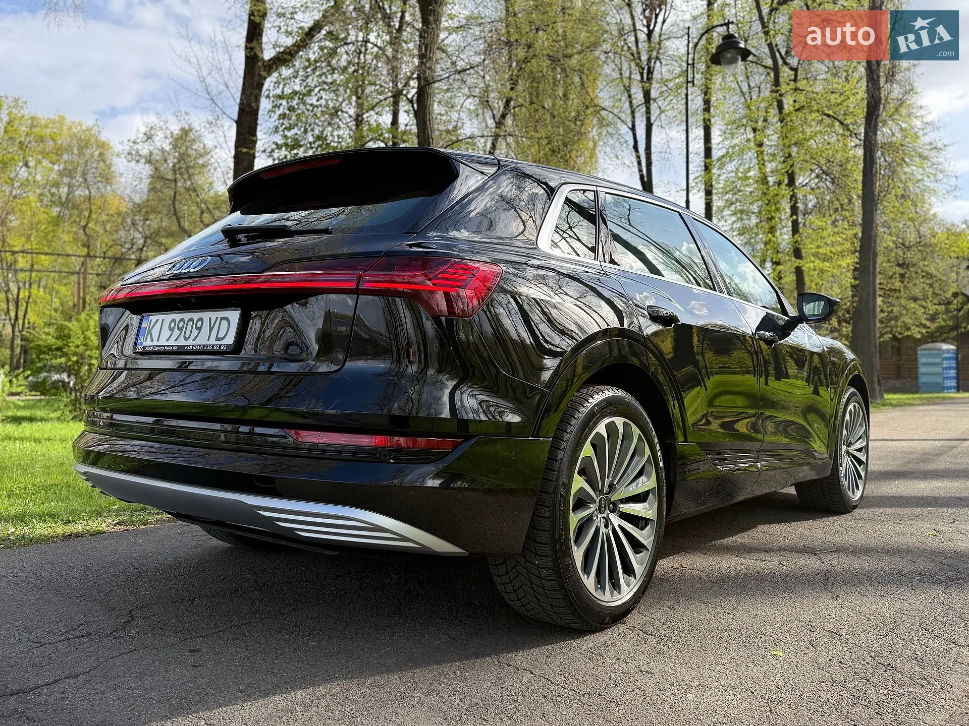 2021 Audi e-tron - мініатюра 11