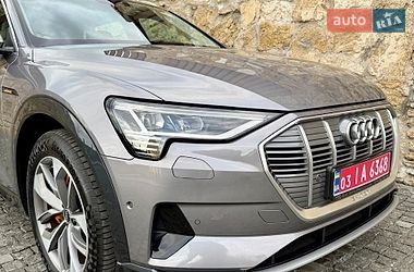 Внедорожник / Кроссовер Audi e-tron 2021 в Ровно