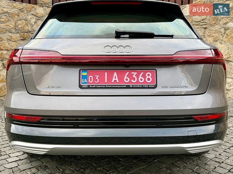 Внедорожник / Кроссовер Audi e-tron 2021 в Ровно