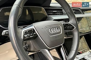 Внедорожник / Кроссовер Audi e-tron 2021 в Ровно