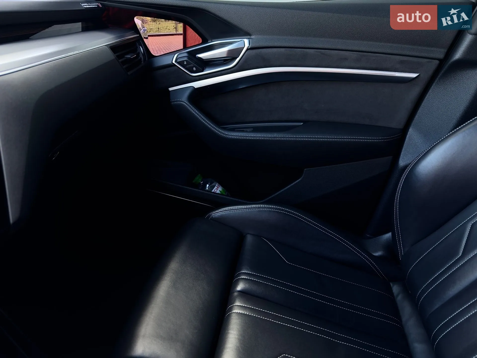 2019 Audi e-tron - мініатюра 21