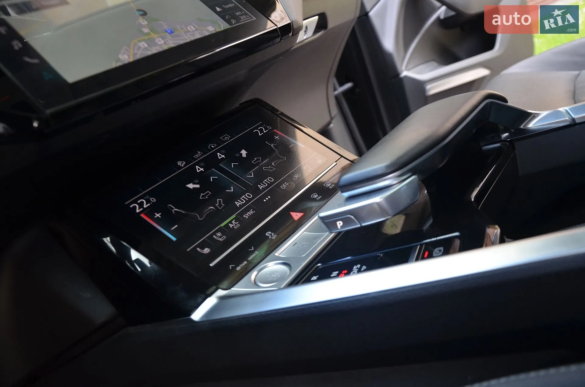 2019 Audi e-tron - мініатюра 42