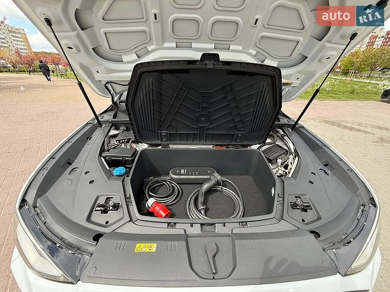 Позашляховик / Кросовер Audi e-tron 2019 в Львові