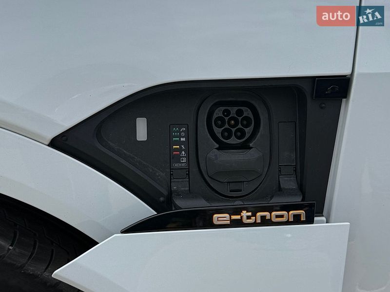 Позашляховик / Кросовер Audi e-tron 2019 в Львові