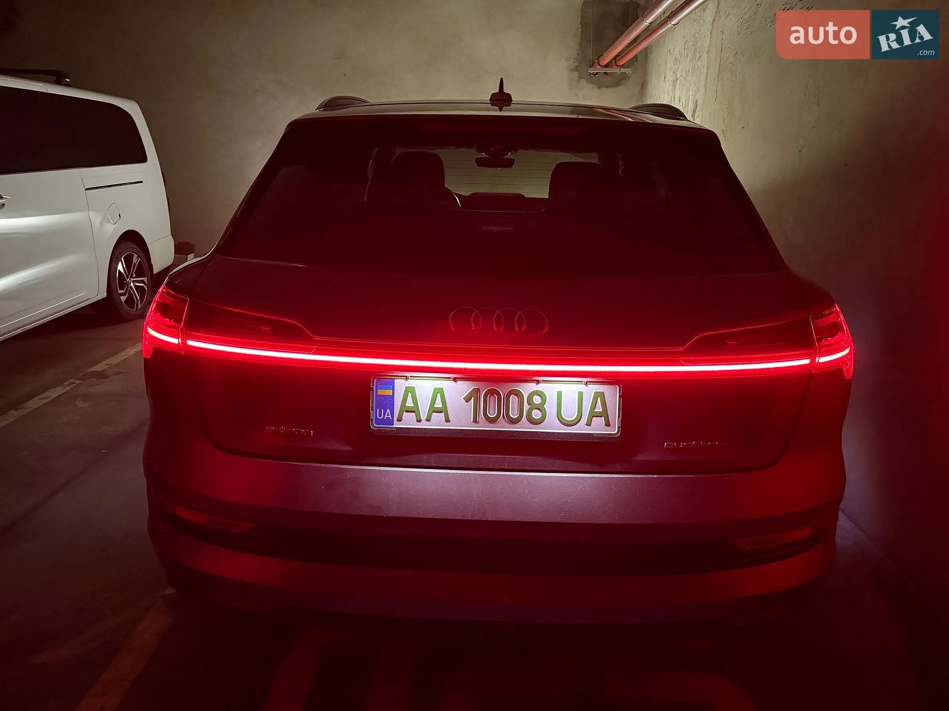 2021 Audi e-tron - мініатюра 11