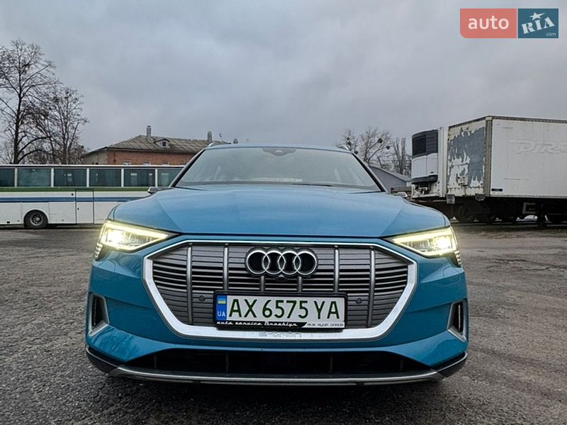 Внедорожник / Кроссовер Audi e-tron 2019 в Харькове