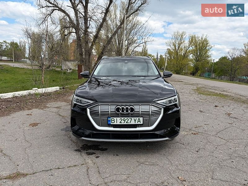Внедорожник / Кроссовер Audi e-tron 2019 в Кременчуге
