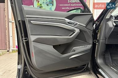 Внедорожник / Кроссовер Audi e-tron 2019 в Кременчуге