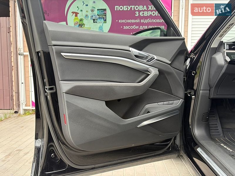 Внедорожник / Кроссовер Audi e-tron 2019 в Кременчуге