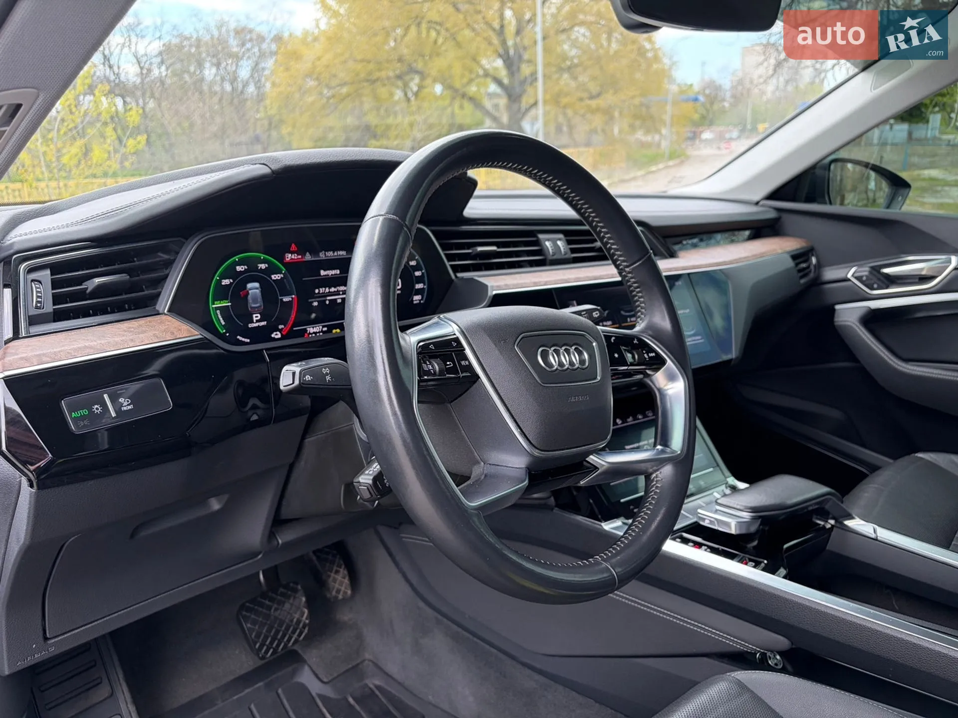2019 Audi e-tron - мініатюра 29
