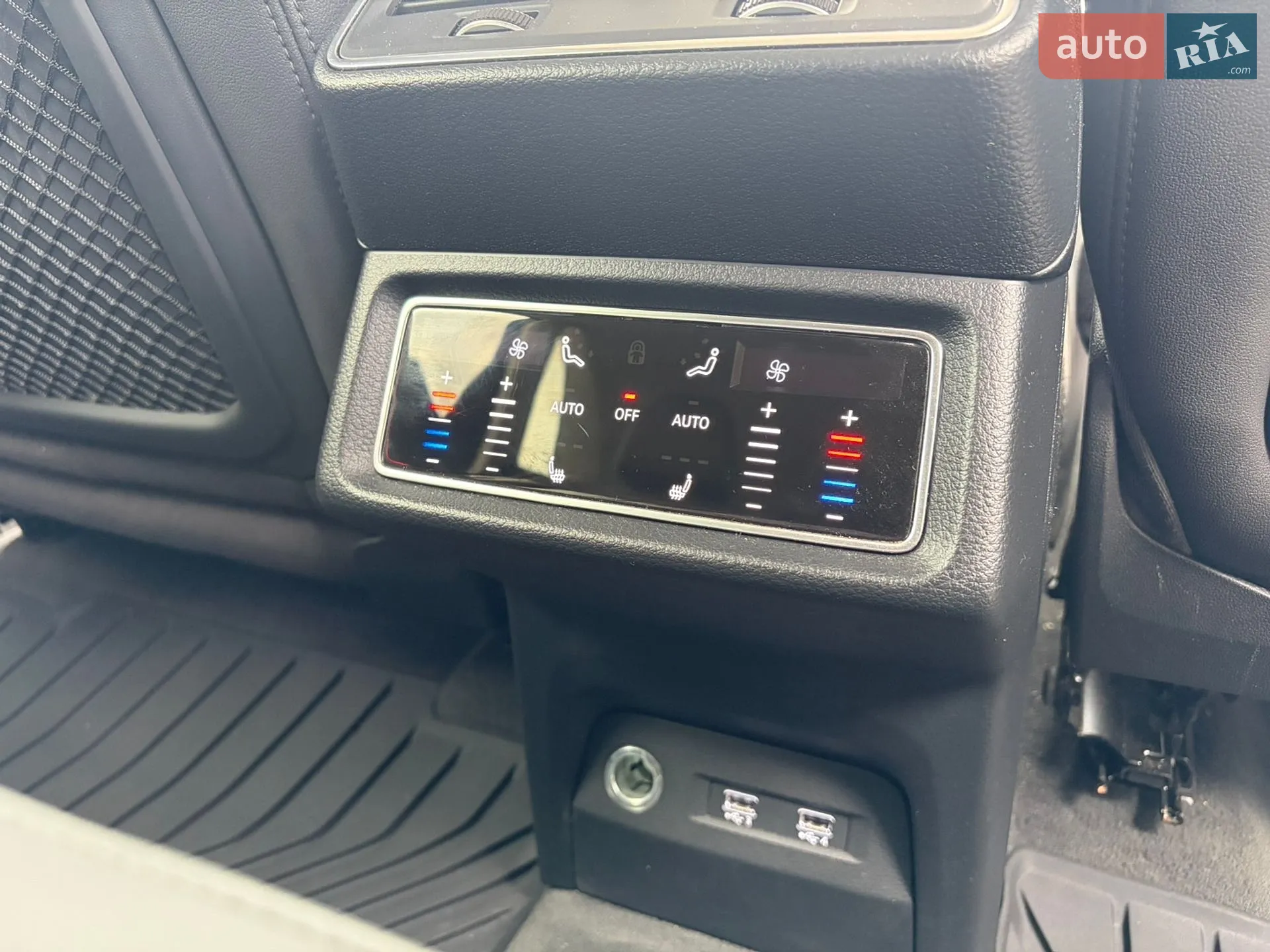 2019 Audi e-tron - мініатюра 40