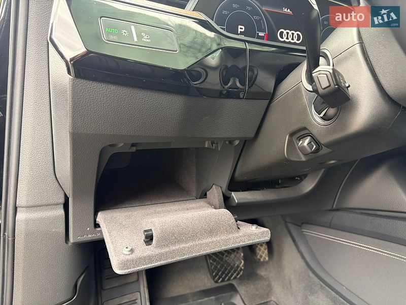 Внедорожник / Кроссовер Audi e-tron 2019 в Кременчуге