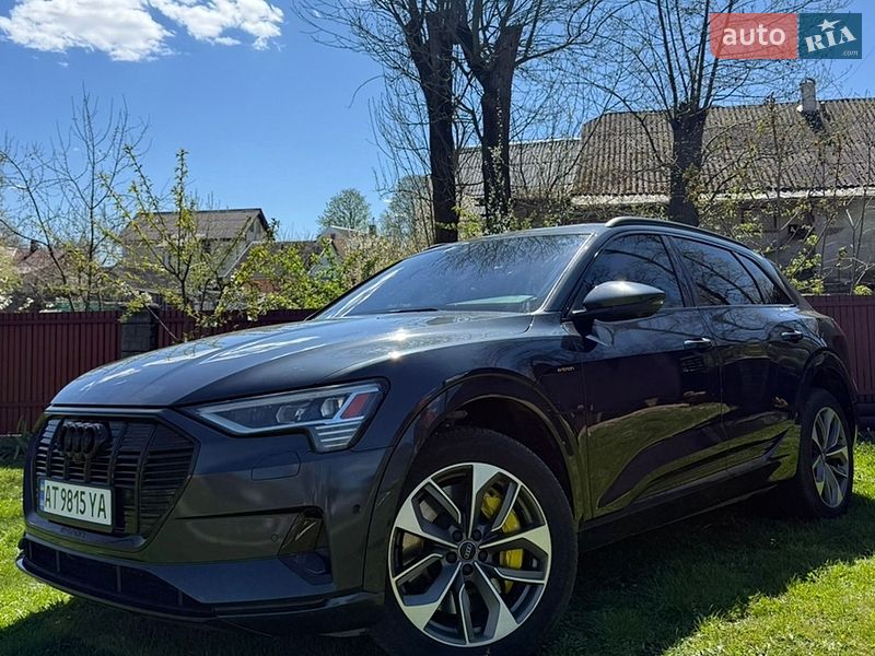 Внедорожник / Кроссовер Audi e-tron 2020 в Ивано-Франковске
