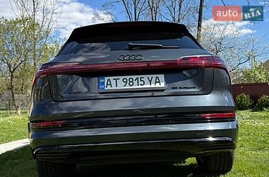 Внедорожник / Кроссовер Audi e-tron 2020 в Ивано-Франковске