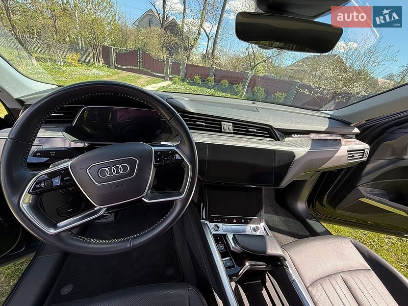 Внедорожник / Кроссовер Audi e-tron 2020 в Ивано-Франковске
