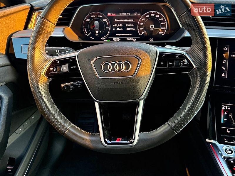 Внедорожник / Кроссовер Audi e-tron 2022 в Харькове