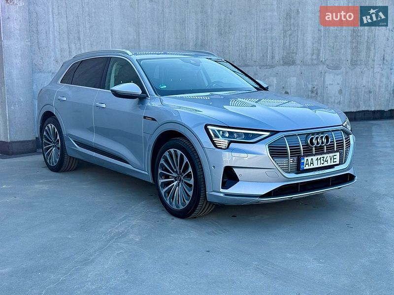 Внедорожник / Кроссовер Audi e-tron 2021 в Киеве фото 6 Внедорожник / Кроссовер Audi e-tron 2021 в Киеве