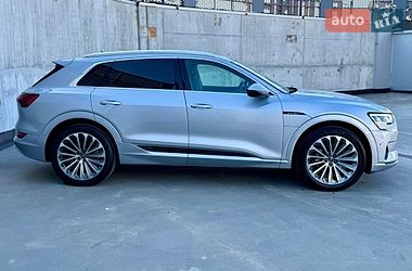 Внедорожник / Кроссовер Audi e-tron 2021 в Киеве фото 10 Внедорожник / Кроссовер Audi e-tron 2021 в Киеве