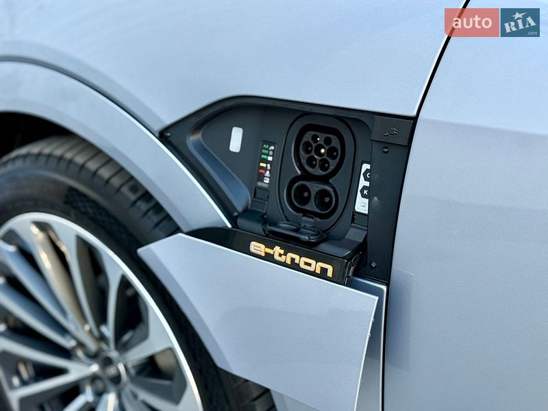 Внедорожник / Кроссовер Audi e-tron 2021 в Киеве фото 117 Внедорожник / Кроссовер Audi e-tron 2021 в Киеве