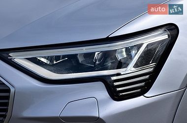 Внедорожник / Кроссовер Audi e-tron 2020 в Дрогобыче